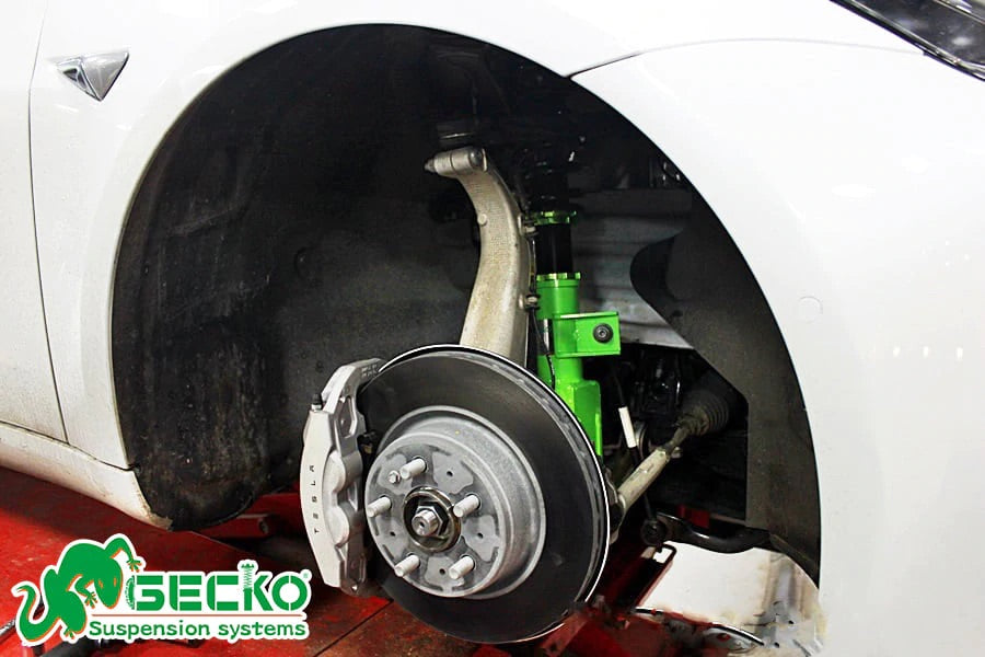 GECKO RACING COILOVER FOR 17~UP TESLA MODEL 3 (AWD)