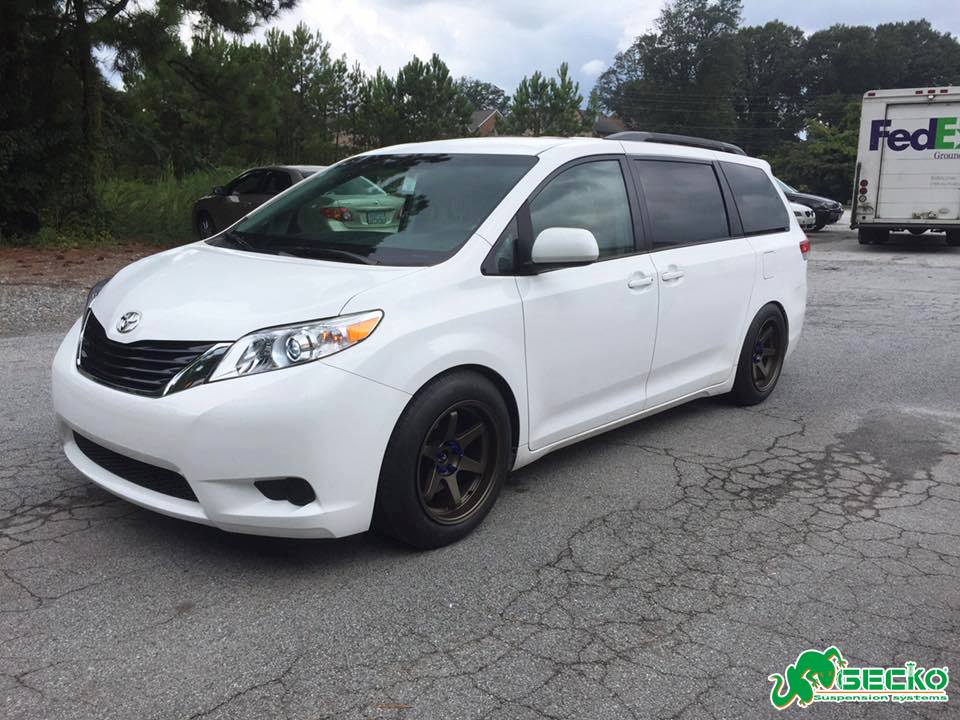 GECKO RACING COILOVER FOR 11~UP TOYOTA SIENNA
